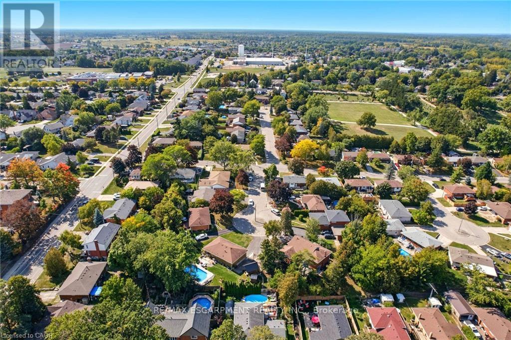 19 Wallace Place, Haldimand, Ontario  N3W 1G4 - Photo 47 - X12452725