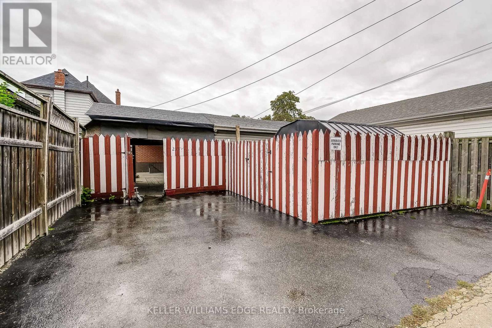 235 Emerald Street N, Hamilton, Ontario  L8L 5L1 - Photo 35 - X12452732