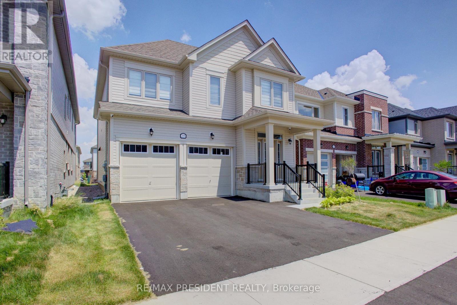 255 Rea Drive, Centre Wellington, Ontario  N1M 0K1 - Photo 3 - X12452741