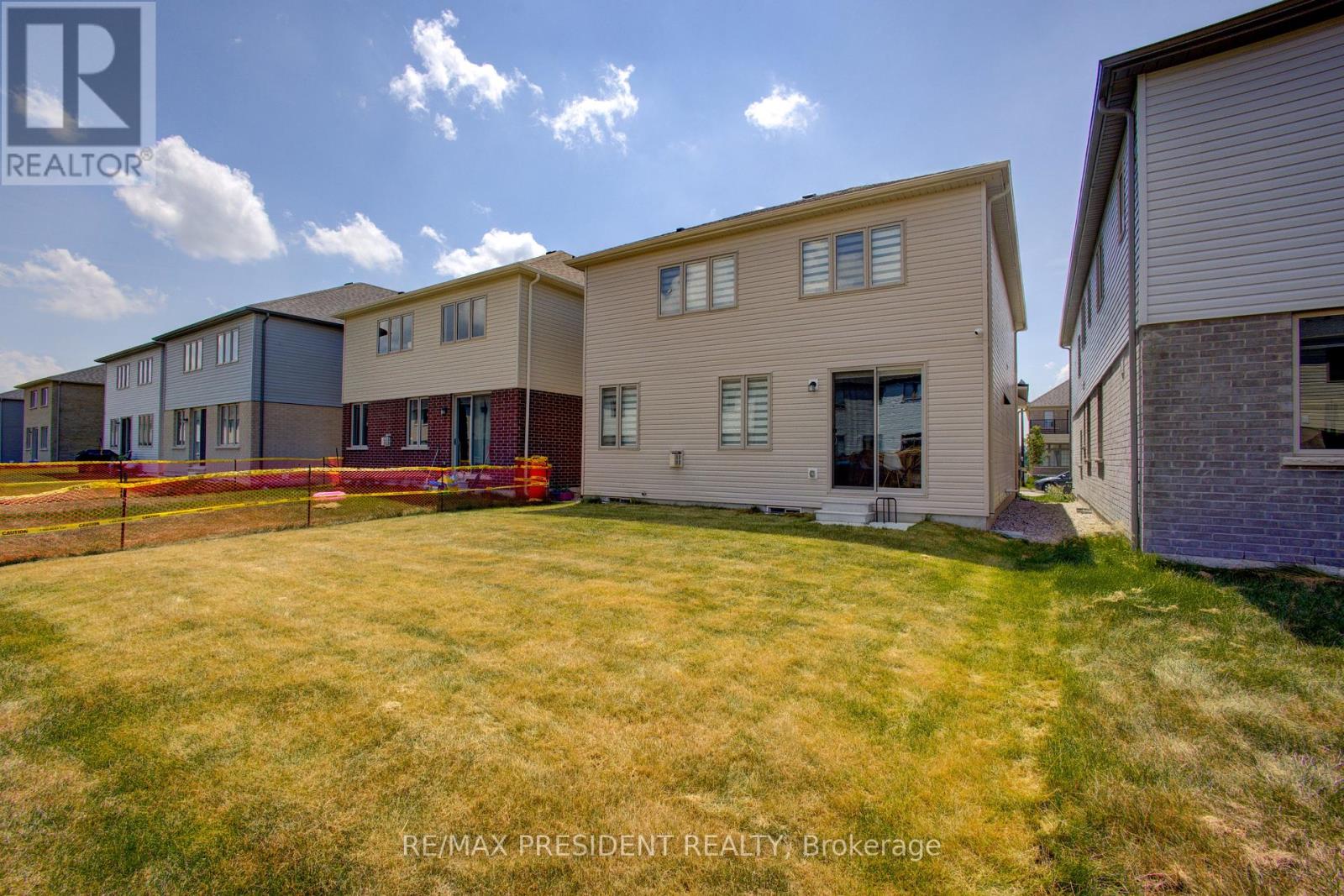 255 Rea Drive, Centre Wellington, Ontario  N1M 0K1 - Photo 42 - X12452741