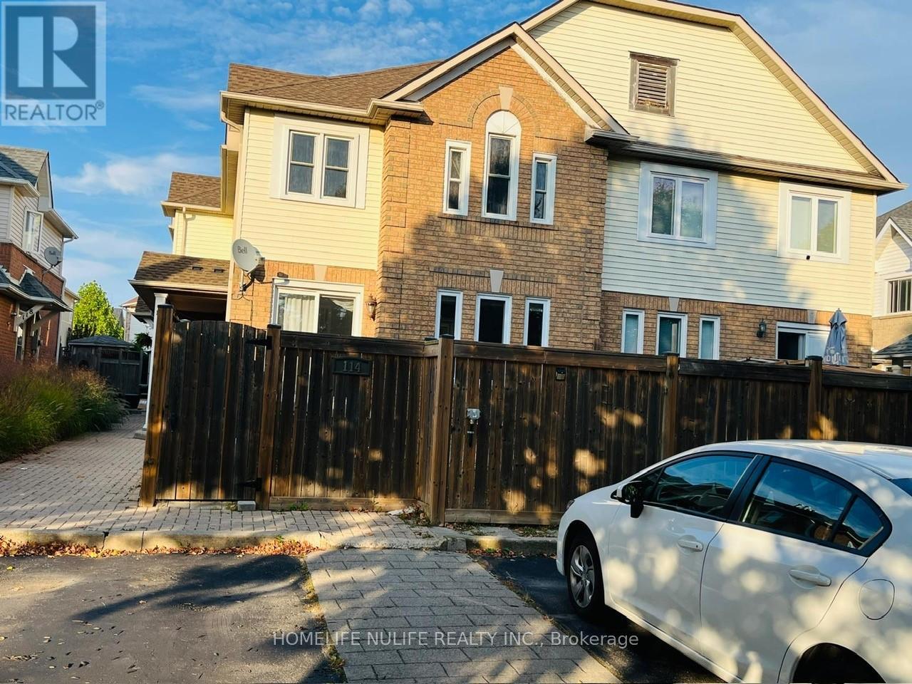 114 Fellowes Crescent, Hamilton, Ontario  L0R 2H3 - Photo 1 - X12452753