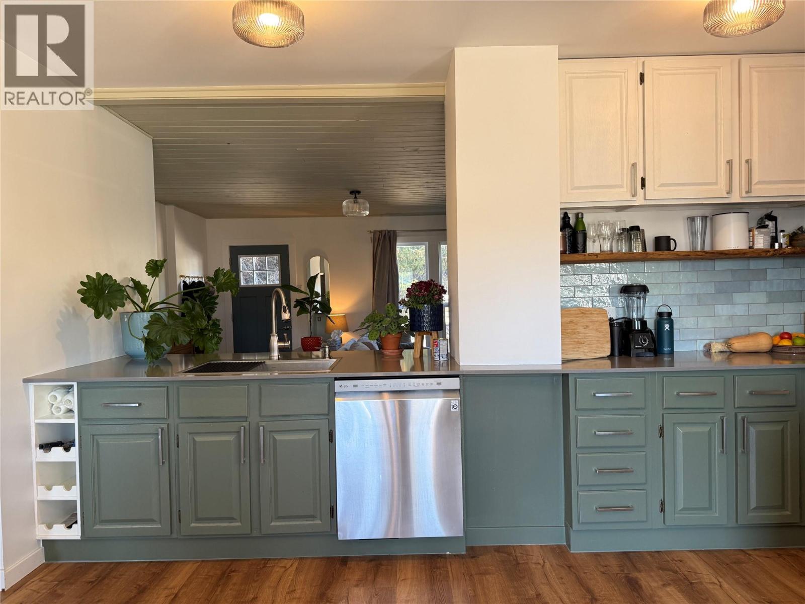 350a Kimberley Avenue, Kimberley, British Columbia  V1A 2J1 - Photo 8 - 10363707