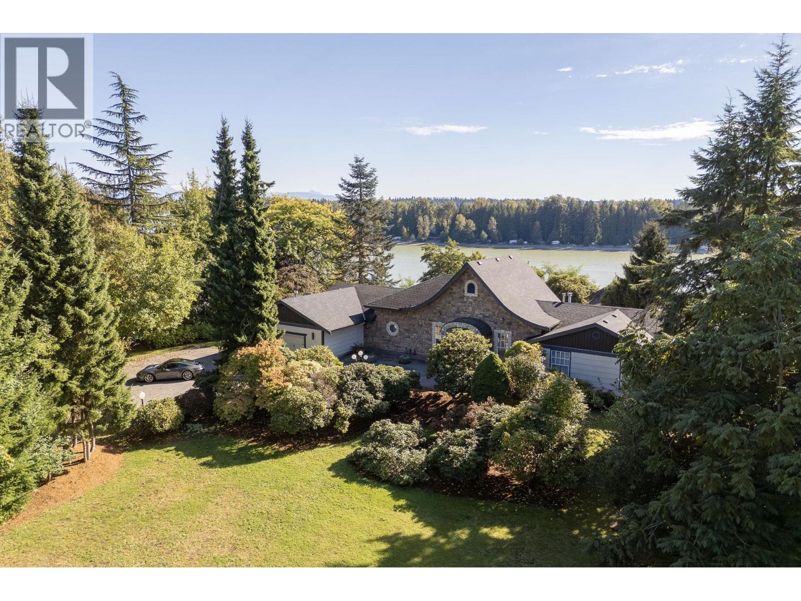 21850 River Road, Maple Ridge, British Columbia  V2X 2C1 - Photo 2 - R3050950