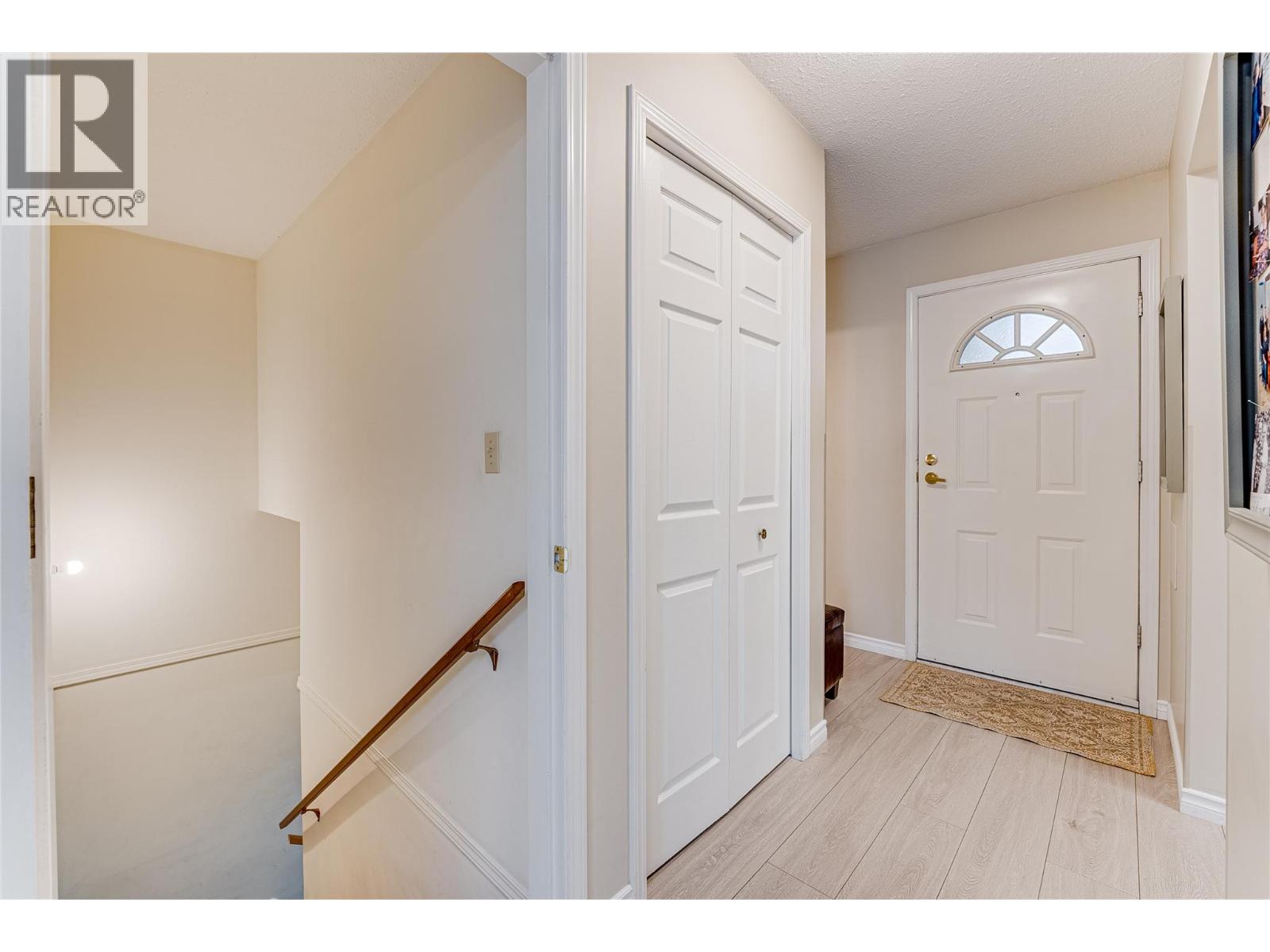 3900 27 Avenue Unit# 36, Vernon, British Columbia  V1T 9E6 - Photo 2 - 10365270