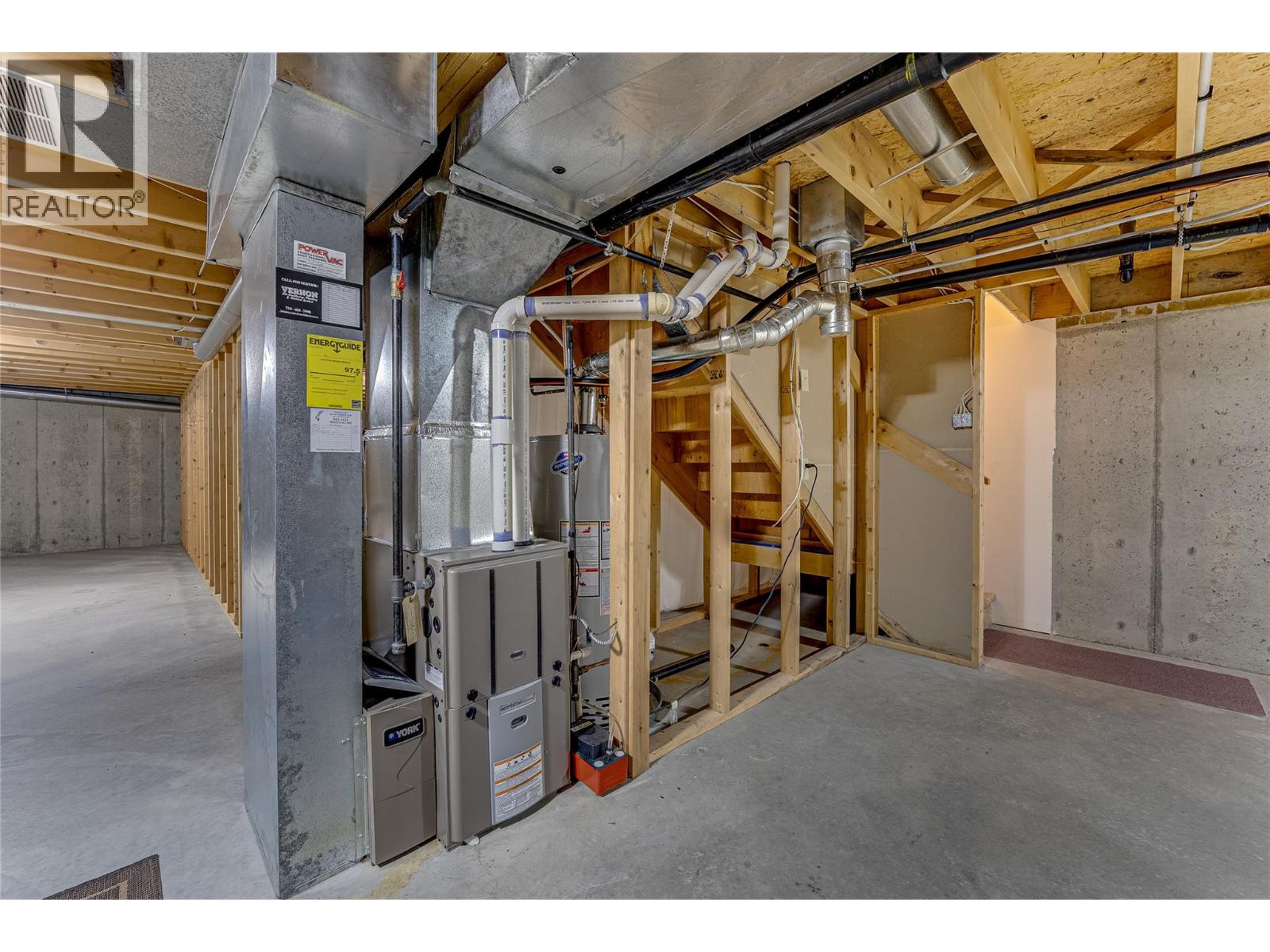 3900 27 Avenue Unit# 36, Vernon, British Columbia  V1T 9E6 - Photo 33 - 10365270
