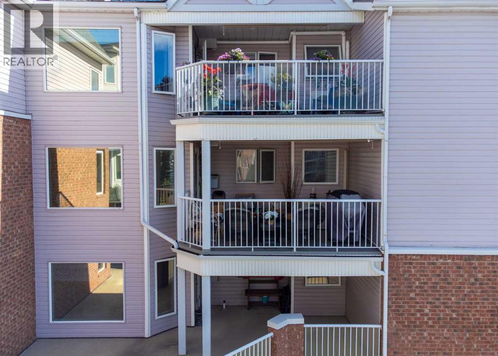 1211, 1211 Hawksbrow Point Nw, Calgary, Alberta  T3G 4C9 - Photo 32 - A2258595