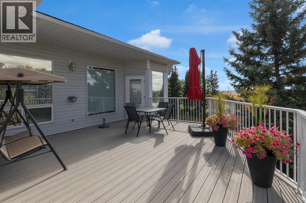 1211, 1211 Hawksbrow Point Nw, Calgary, Alberta  T3G 4C9 - Photo 29 - A2258595