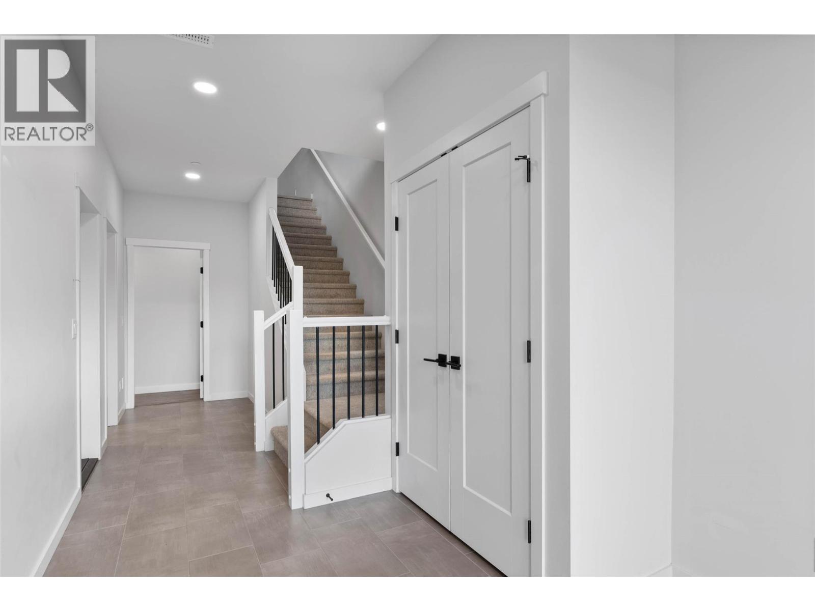 1799 Babine Avenue Unit# 131, Kamloops, British Columbia  V2E 0E3 - Photo 3 - 10365411