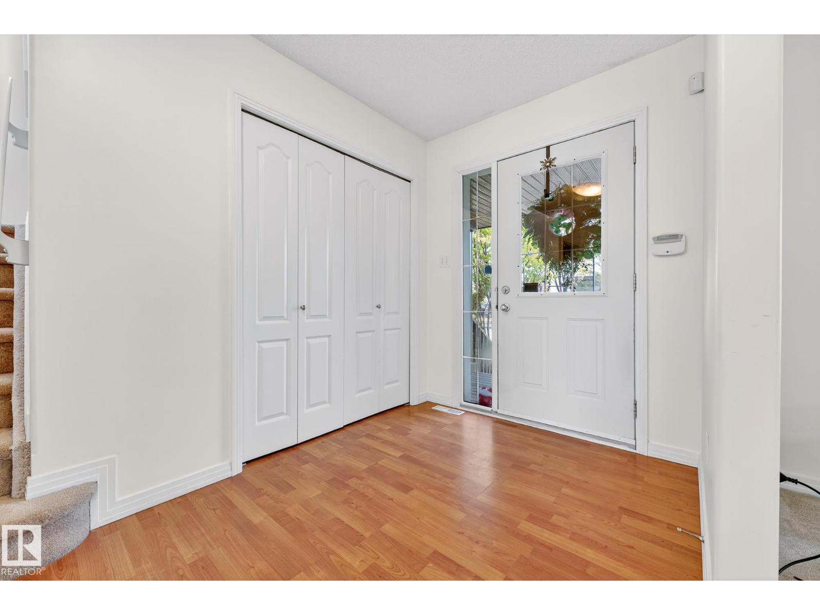 2626 Taylor Green Nw, Edmonton, Alberta  T6R 3N8 - Photo 4 - E4461369