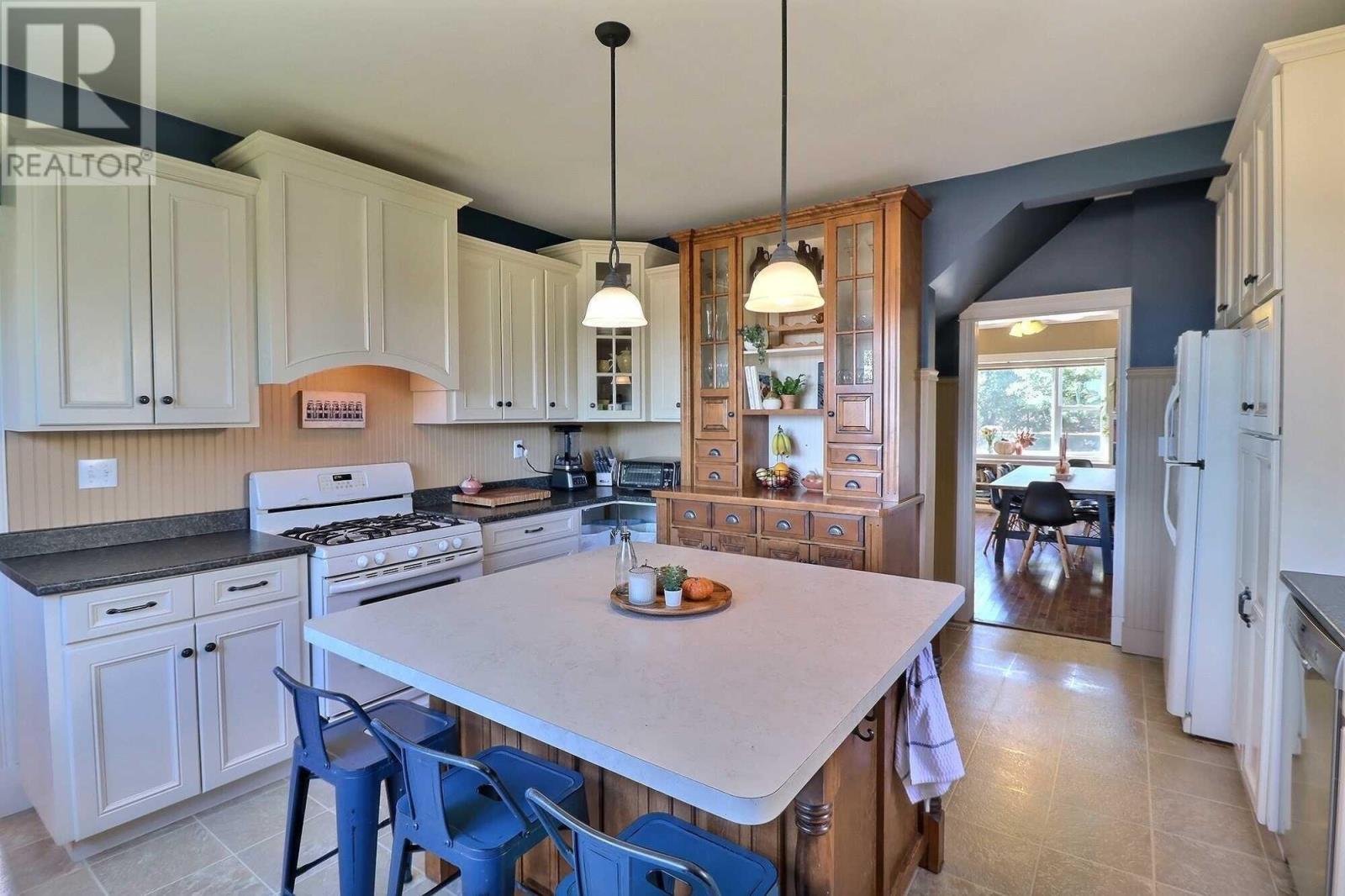 203 Hyde Point Road, Meadowbank, Prince Edward Island  C0A 1H1 - Photo 4 - 202525464