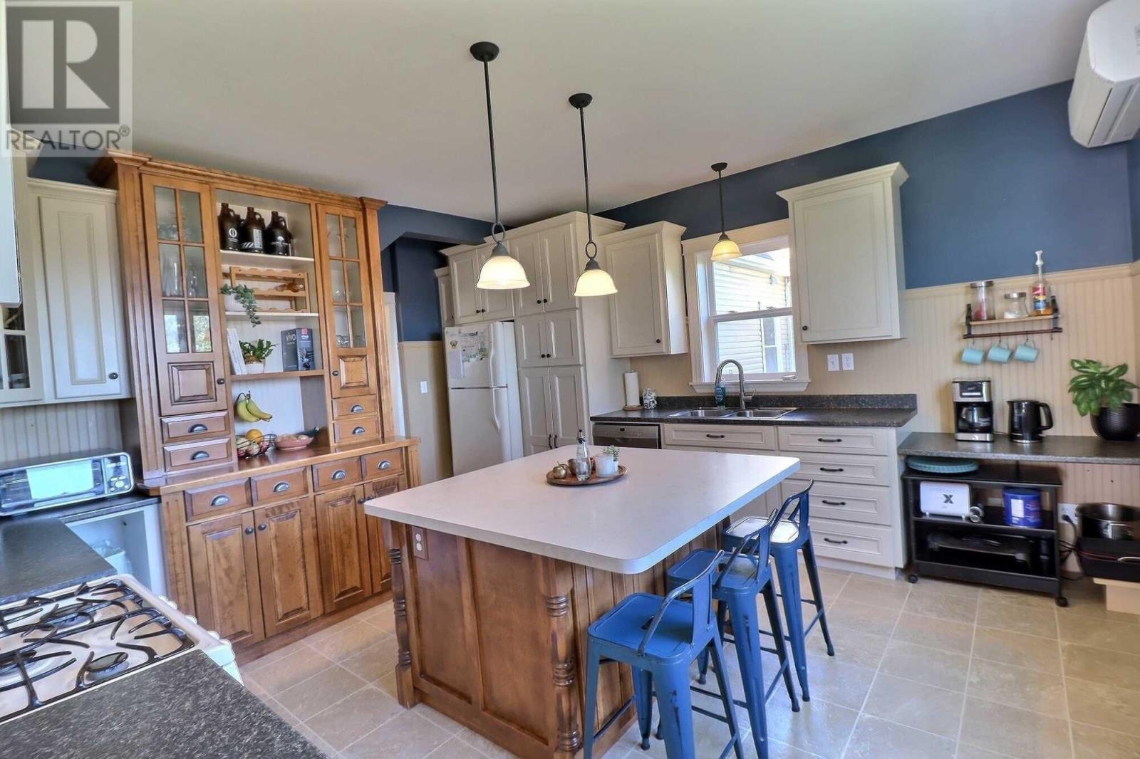 203 Hyde Point Road, Meadowbank, Prince Edward Island  C0A 1H1 - Photo 5 - 202525464