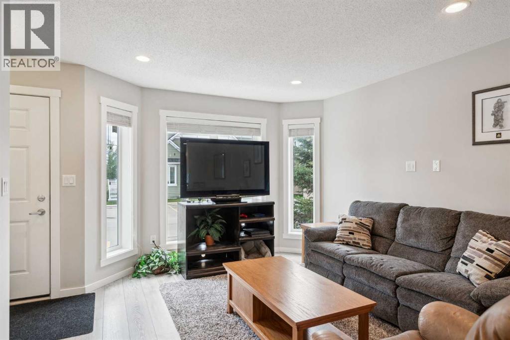 1110, 2400 Ravenswood View Se, Airdrie, Alberta  T4A 0V7 - Photo 5 - A2244703