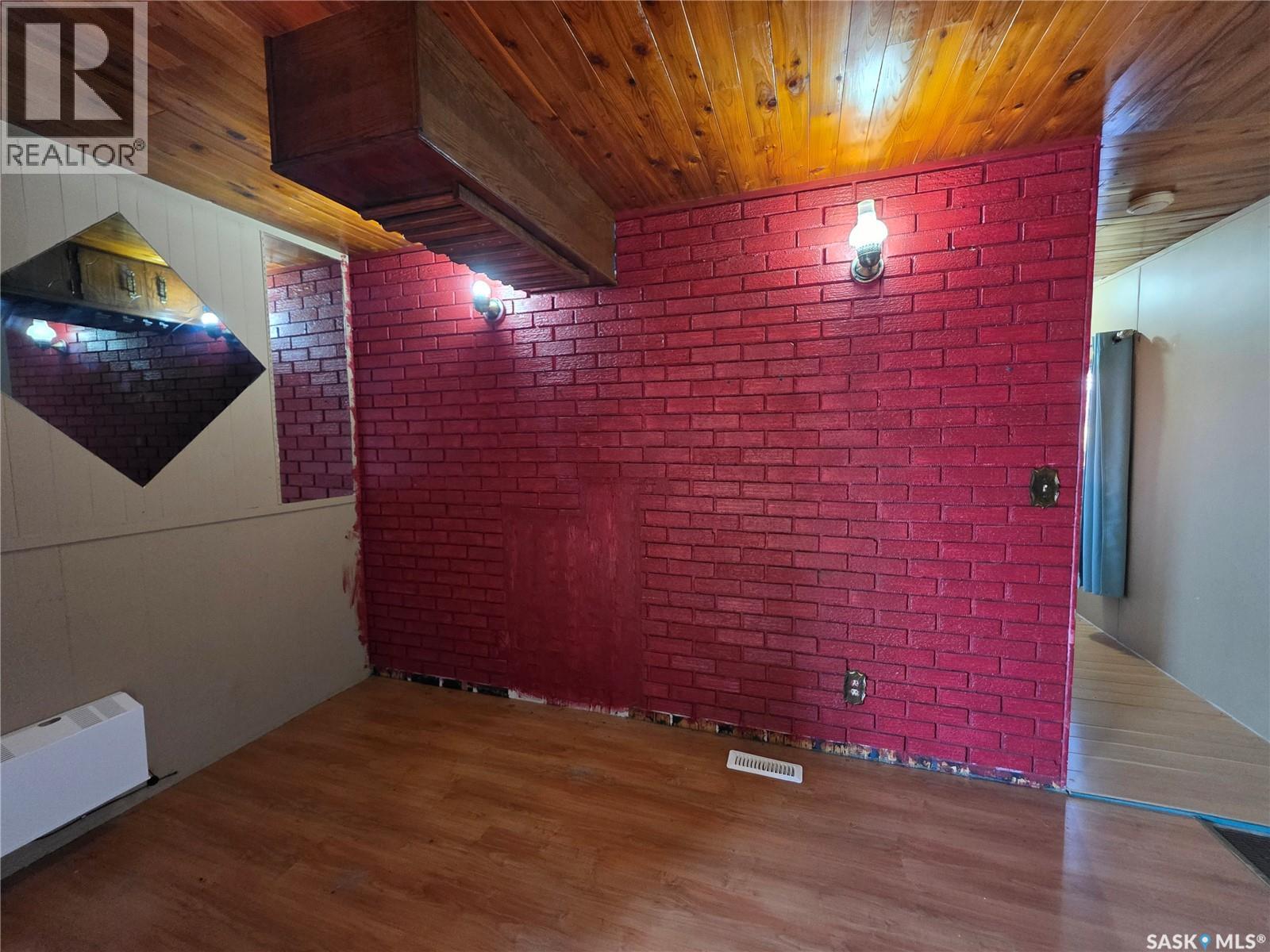 316 Klassen Street, Herbert, Saskatchewan  S0H 2A0 - Photo 8 - SK011010