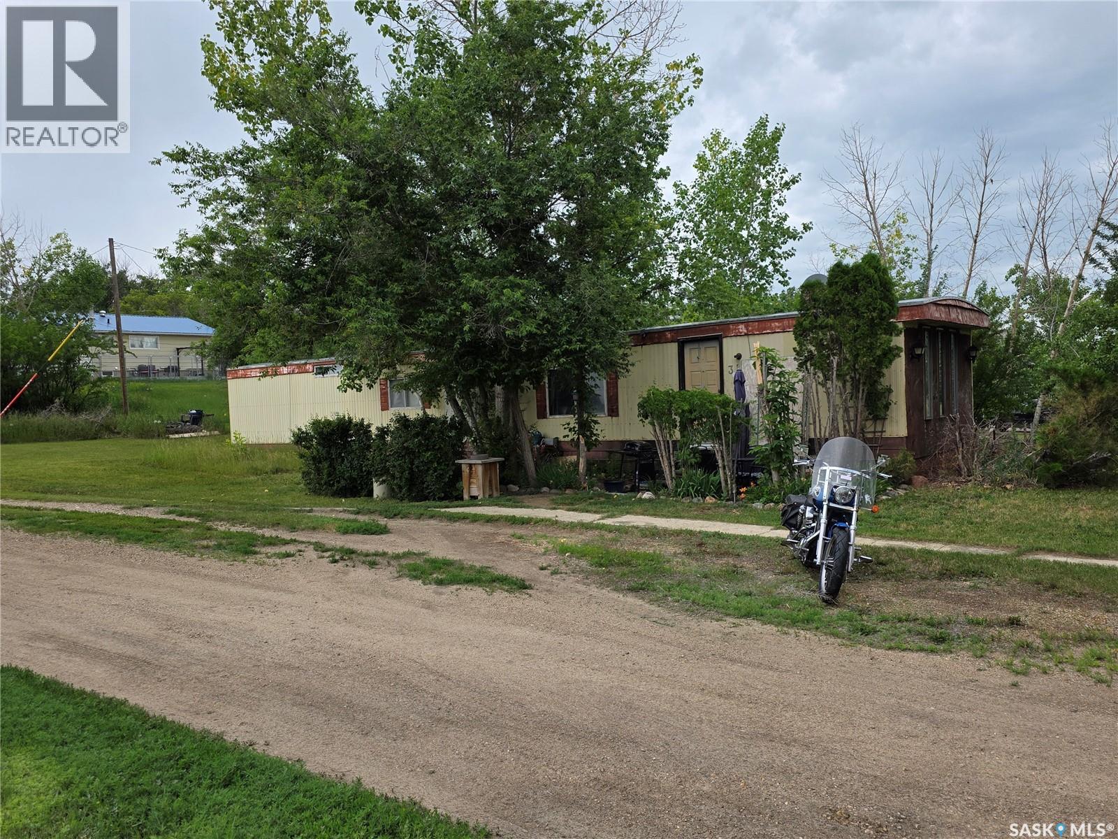 316 Klassen Street, Herbert, Saskatchewan  S0H 2A0 - Photo 17 - SK011010