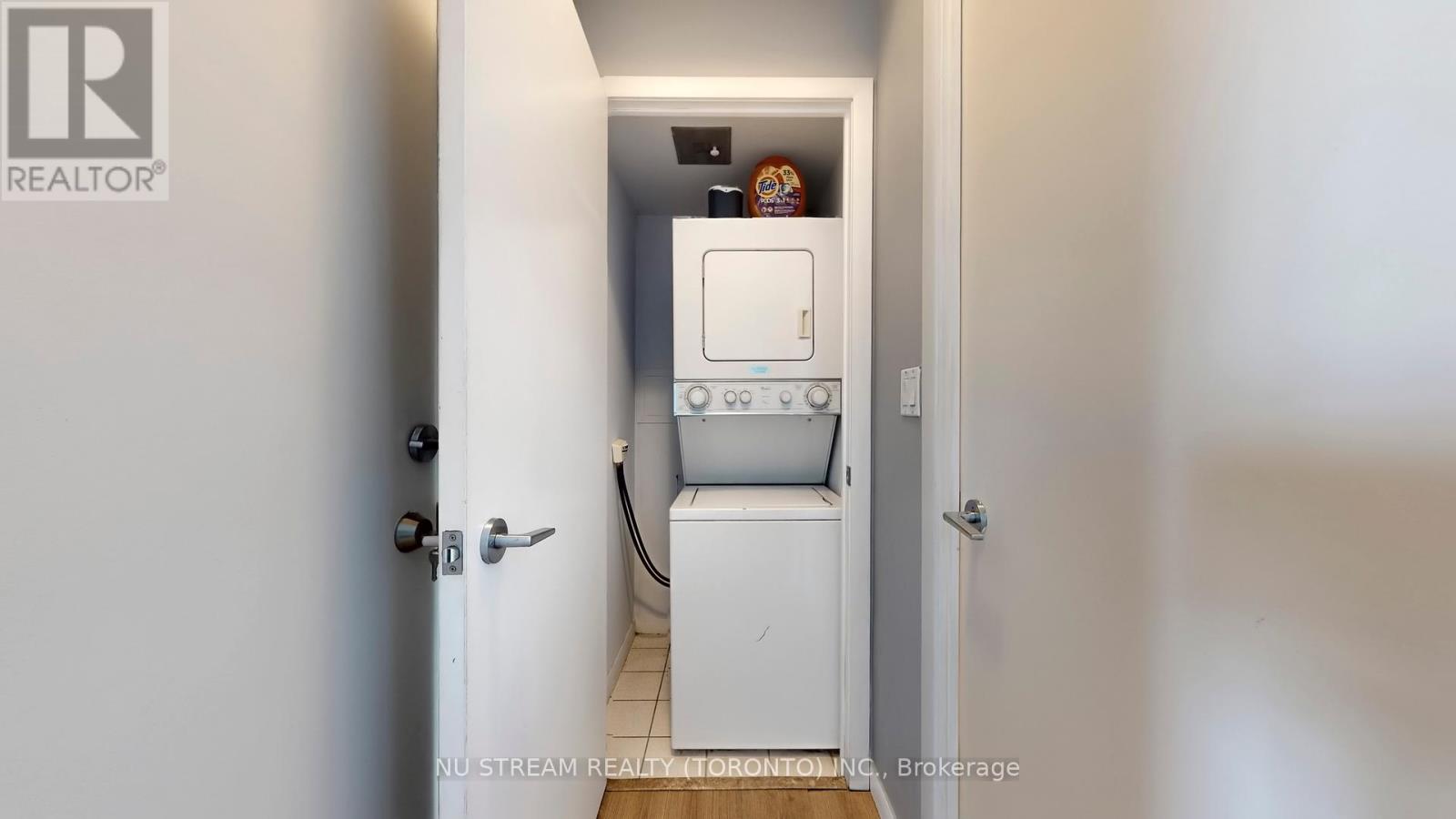 3006 - 219 Fort York Boulevard, Toronto, Ontario  M5V 1B1 - Photo 20 - C12451771
