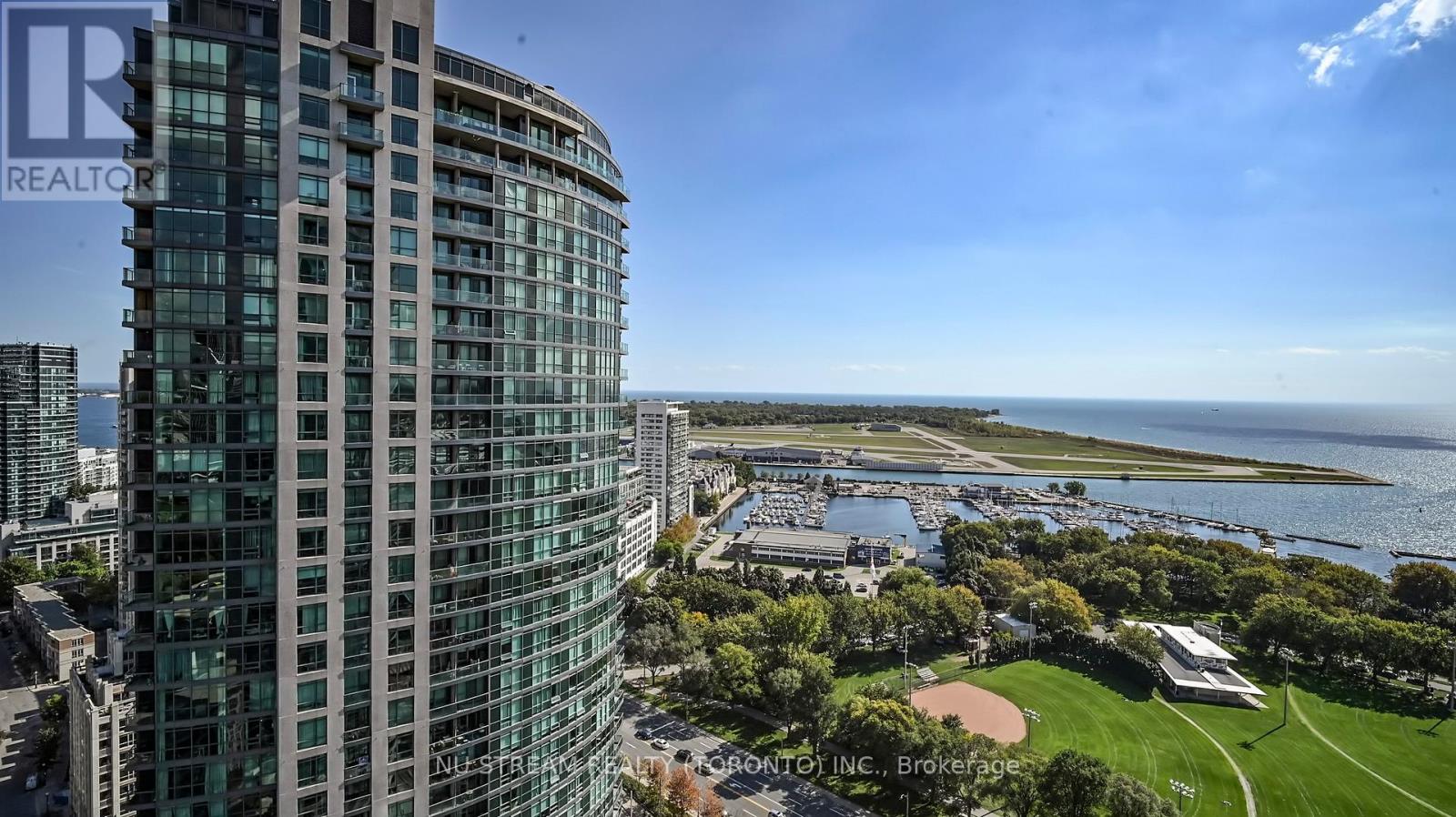 3006 - 219 Fort York Boulevard, Toronto, Ontario  M5V 1B1 - Photo 21 - C12451771