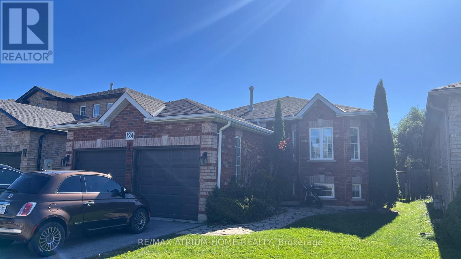 124 MONIQUE CRESCENT, Barrie, Ontario