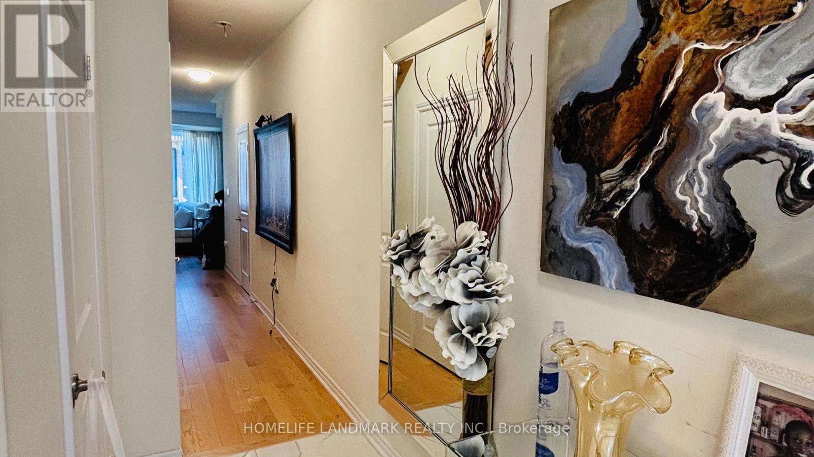 42 Lake Trail Way, Whitby, Ontario  L1M 0M3 - Photo 5 - E12440564