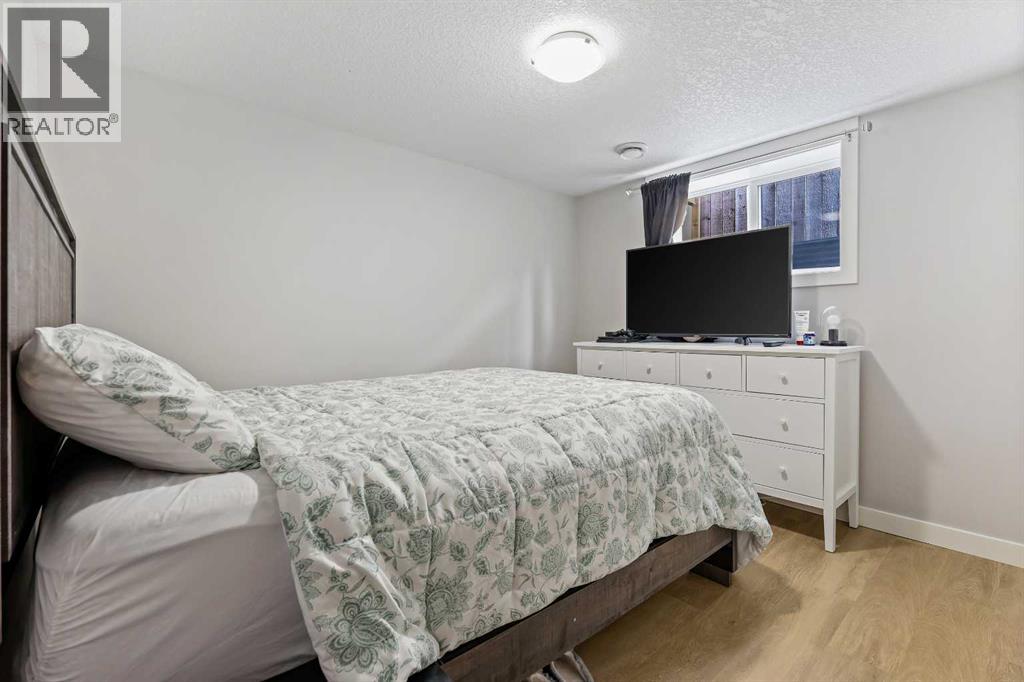 2003 117 Avenue Sw, Calgary, Alberta  T2W 2Y7 - Photo 37 - A2262740