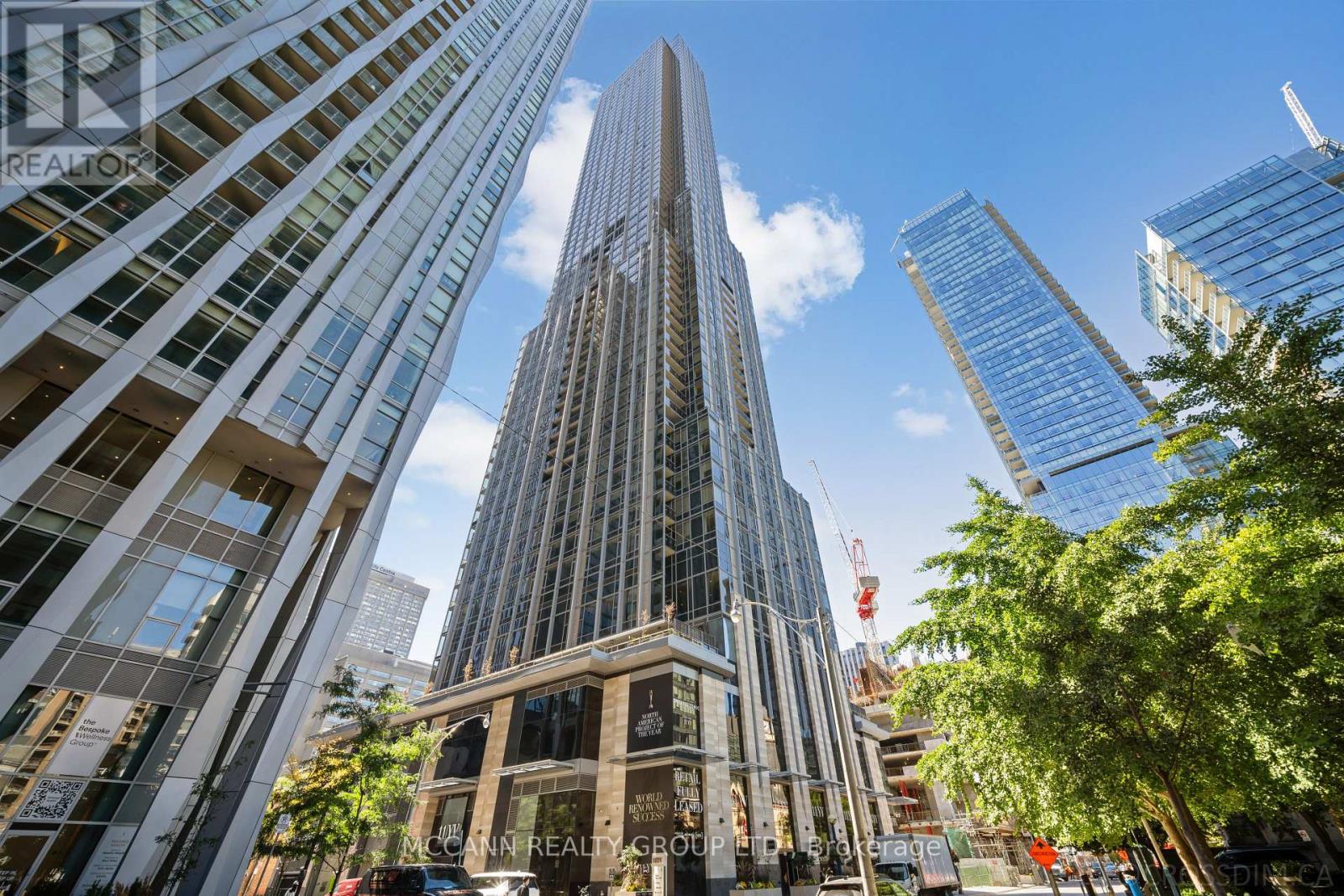 3209 - 11 YORKVILLE AVENUE, Toronto, Ontario