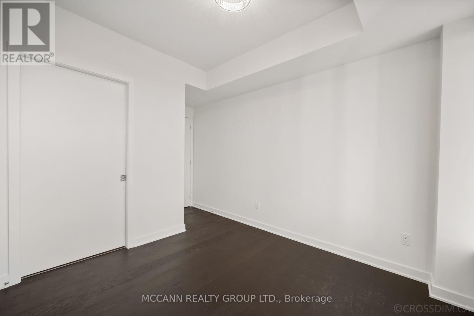 3209 - 11 Yorkville Avenue, Toronto, Ontario  M4W 1L2 - Photo 13 - C12452768