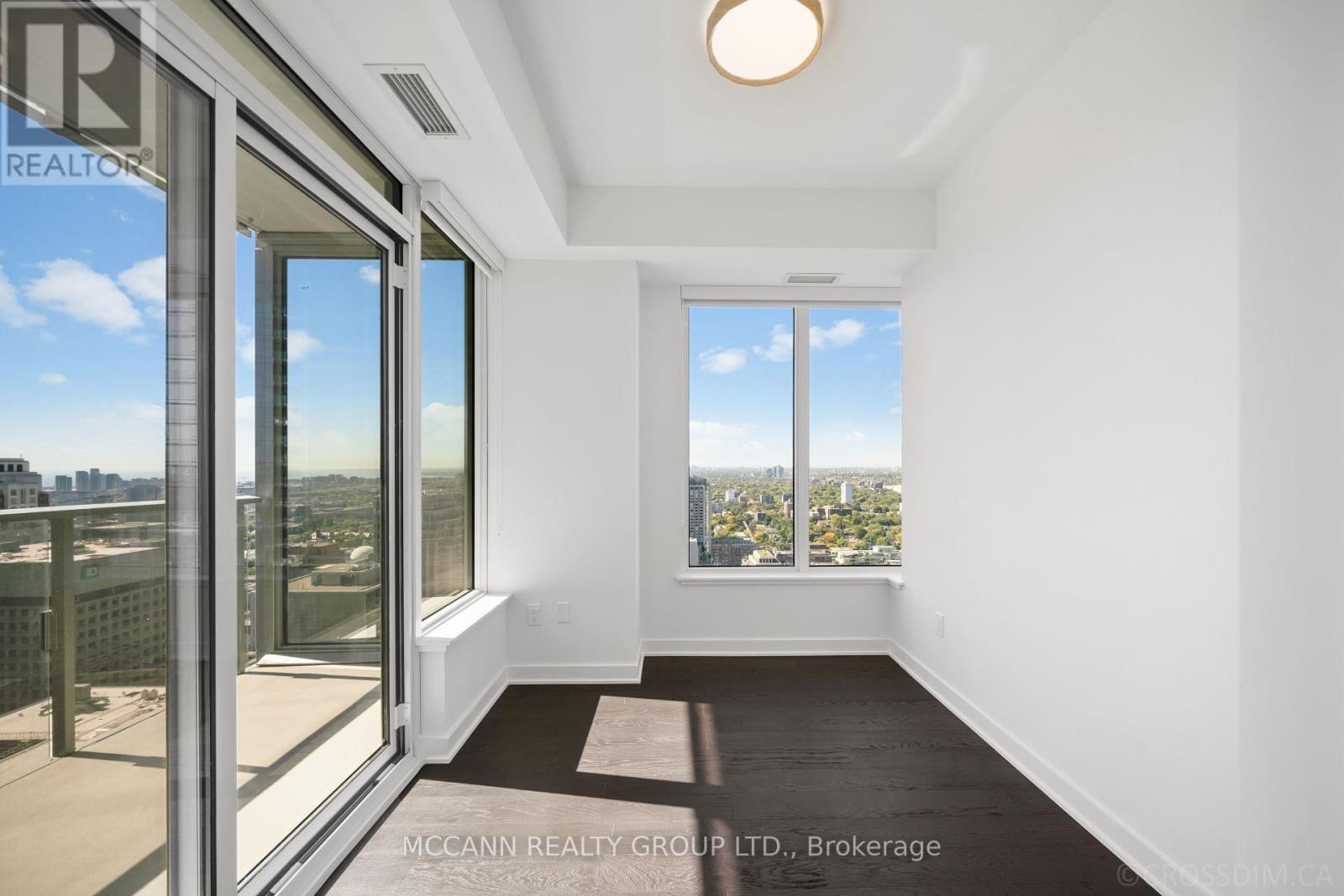 3209 - 11 Yorkville Avenue, Toronto, Ontario  M4W 1L2 - Photo 15 - C12452768