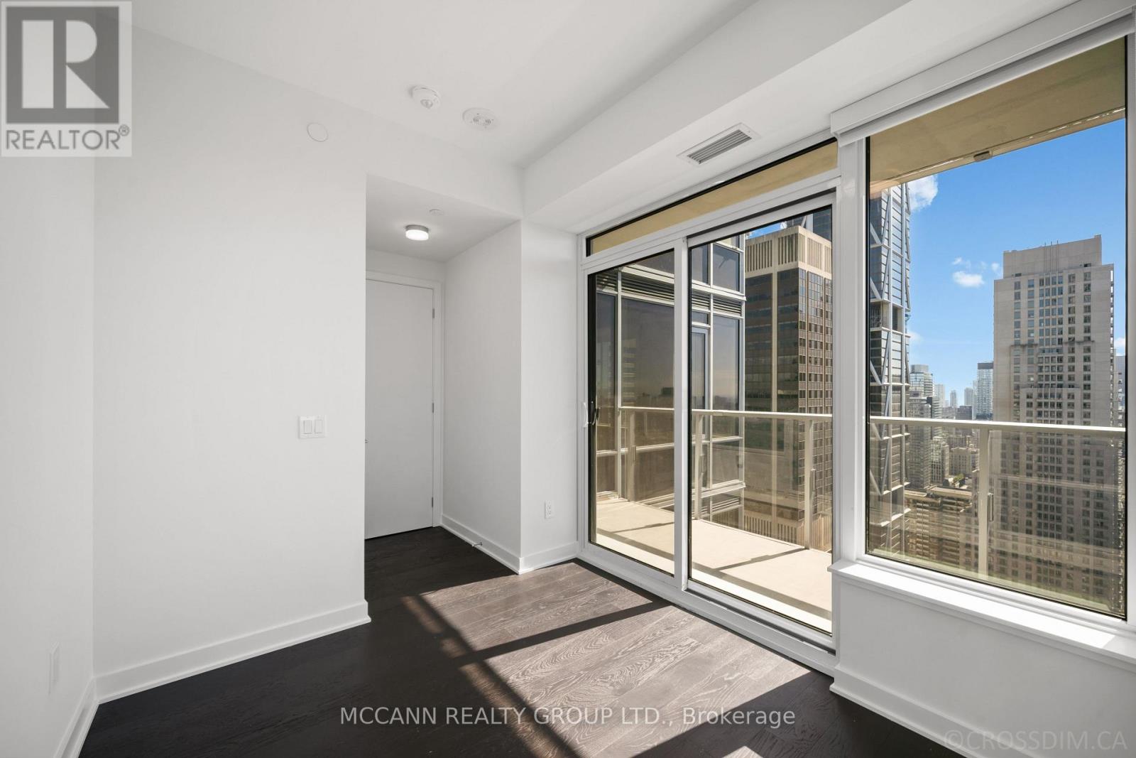 3209 - 11 Yorkville Avenue, Toronto, Ontario  M4W 1L2 - Photo 16 - C12452768