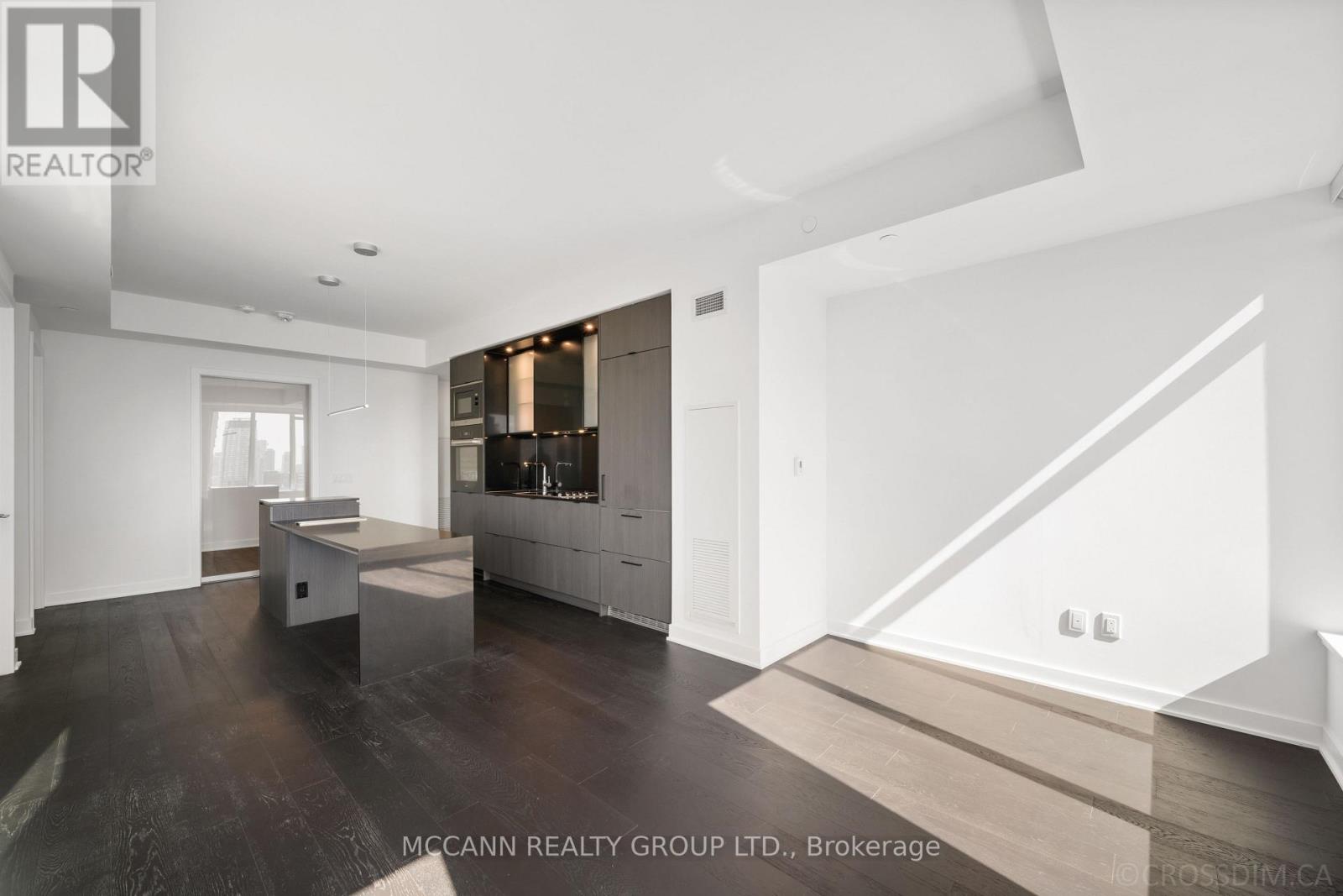 3209 - 11 Yorkville Avenue, Toronto, Ontario  M4W 1L2 - Photo 17 - C12452768