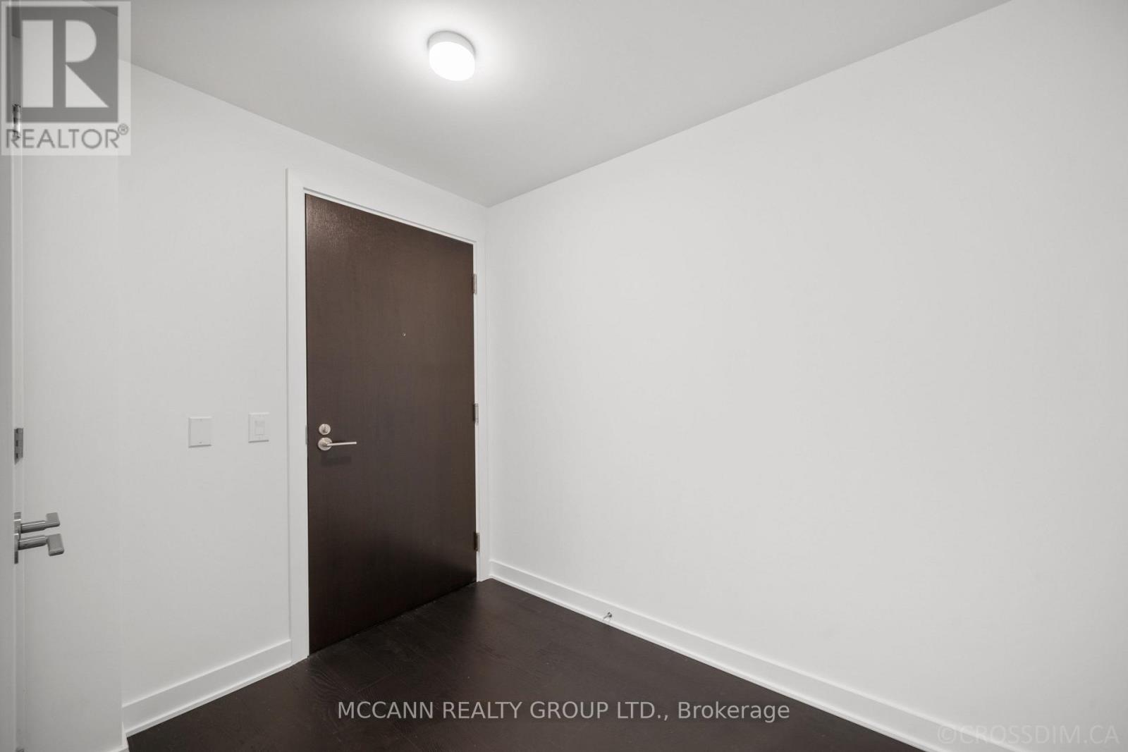 3209 - 11 Yorkville Avenue, Toronto, Ontario  M4W 1L2 - Photo 5 - C12452768