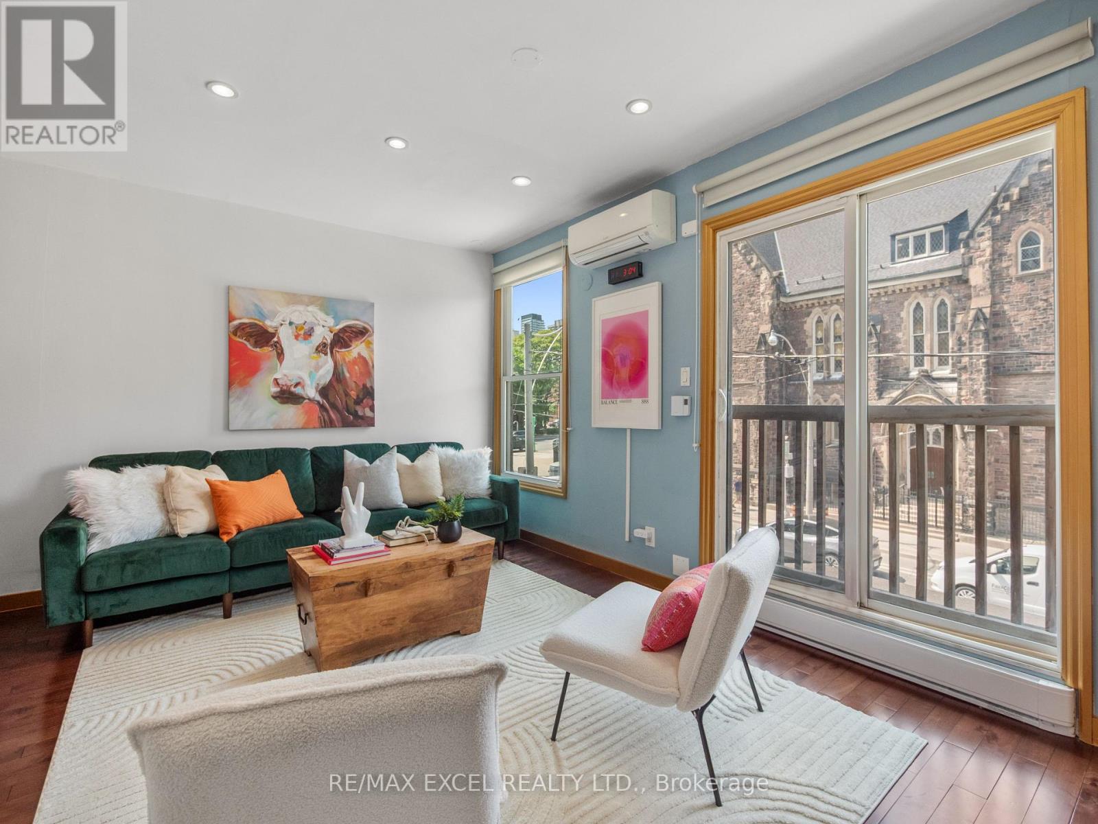 Second & Third - 137 Gerrard Street E, Toronto, Ontario  M5A 2E3 - Photo 17 - C12452776