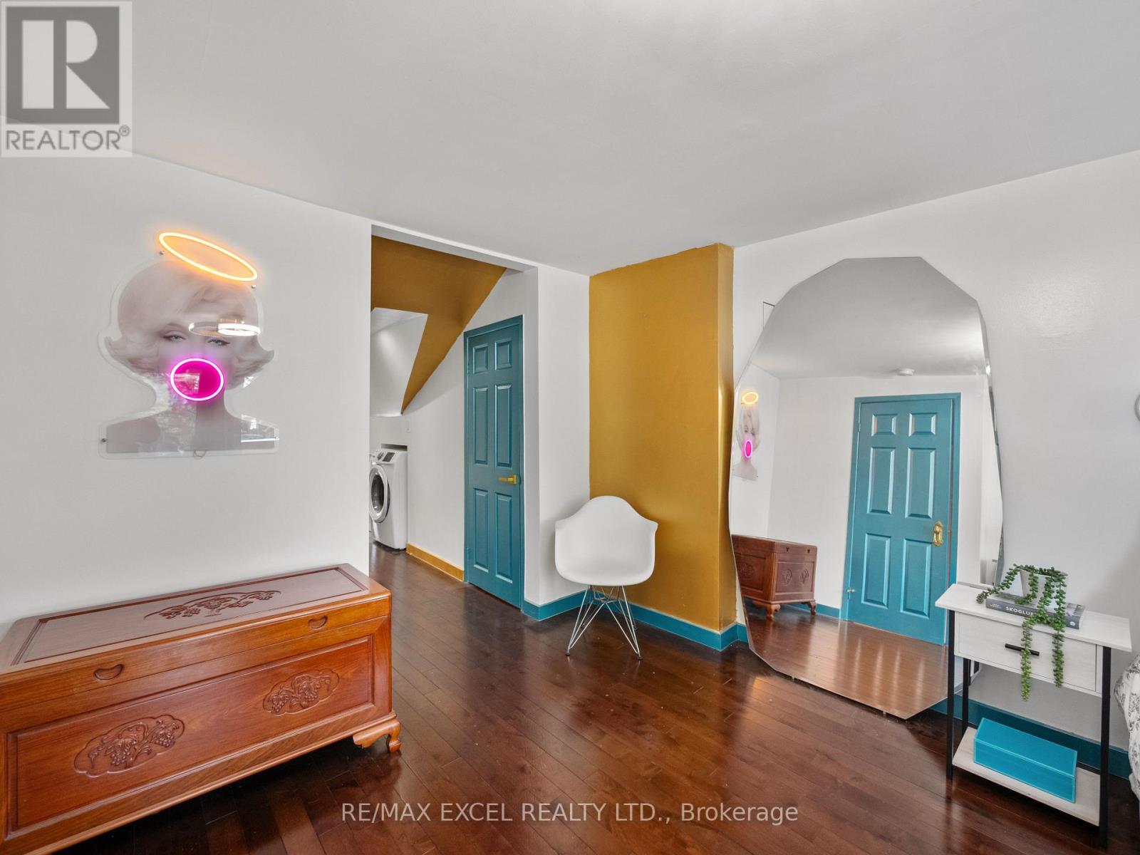 Second & Third - 137 Gerrard Street E, Toronto, Ontario  M5A 2E3 - Photo 30 - C12452776