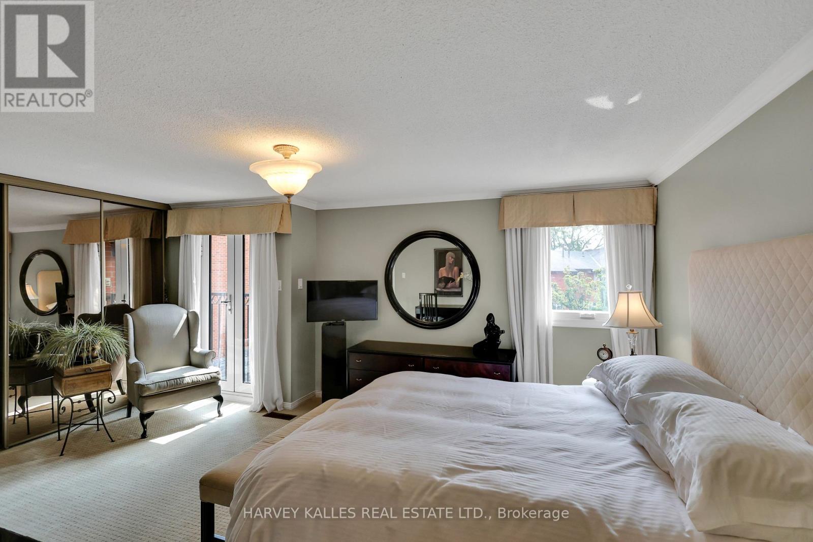 68 Sylvan Valleyway, Toronto, Ontario  M5M 4M3 - Photo 14 - C12452778
