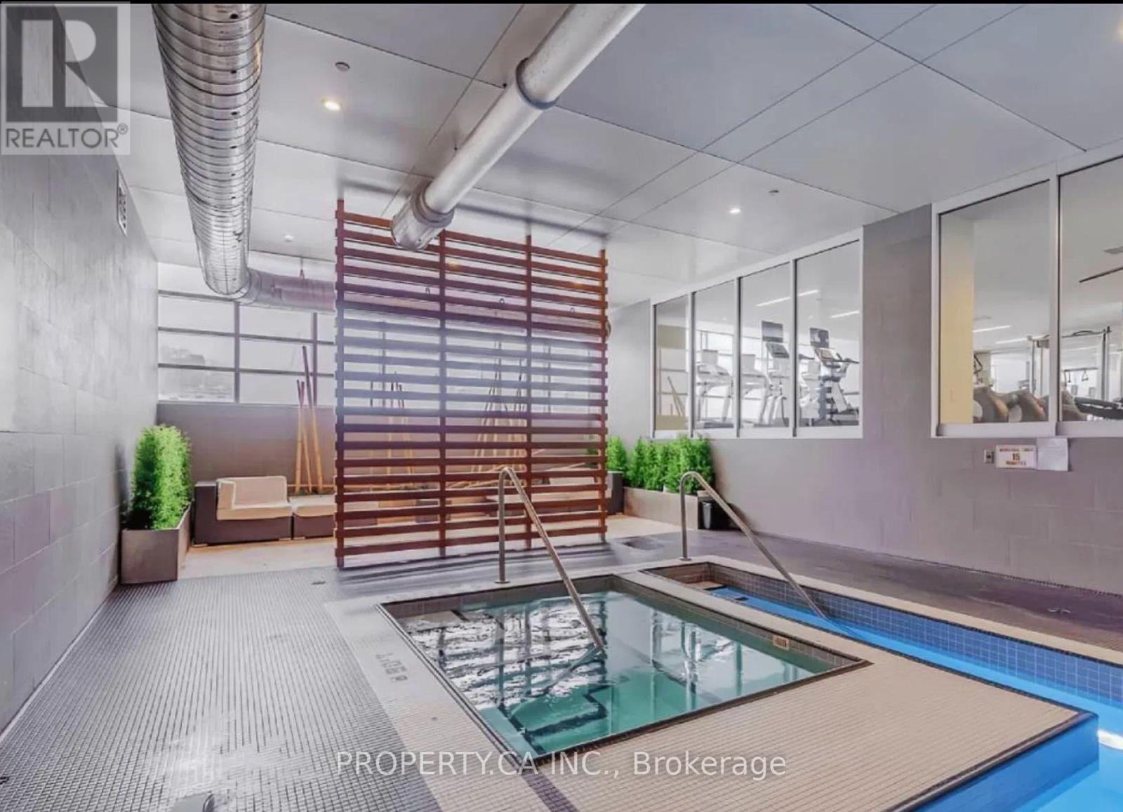 2205 - 15 Iceboat Terrace, Toronto, Ontario  M5V 4A5 - Photo 14 - C12452790