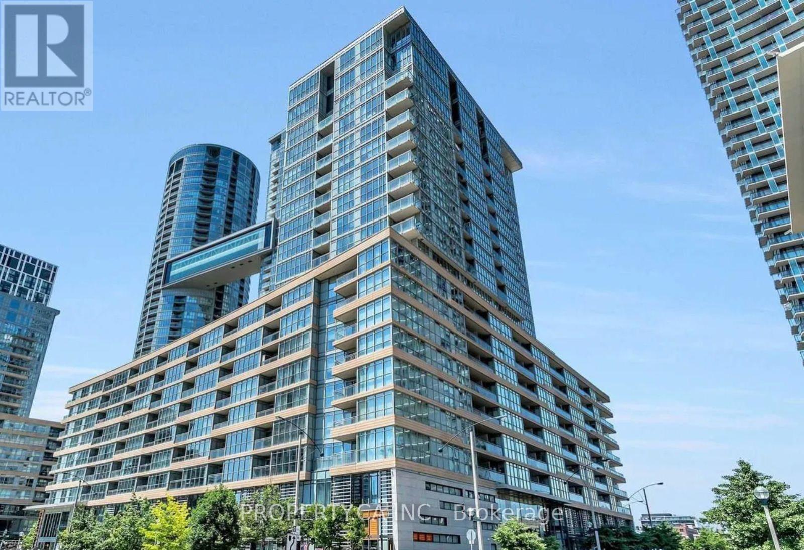 2205 - 15 Iceboat Terrace, Toronto, Ontario  M5V 4A5 - Photo 18 - C12452790