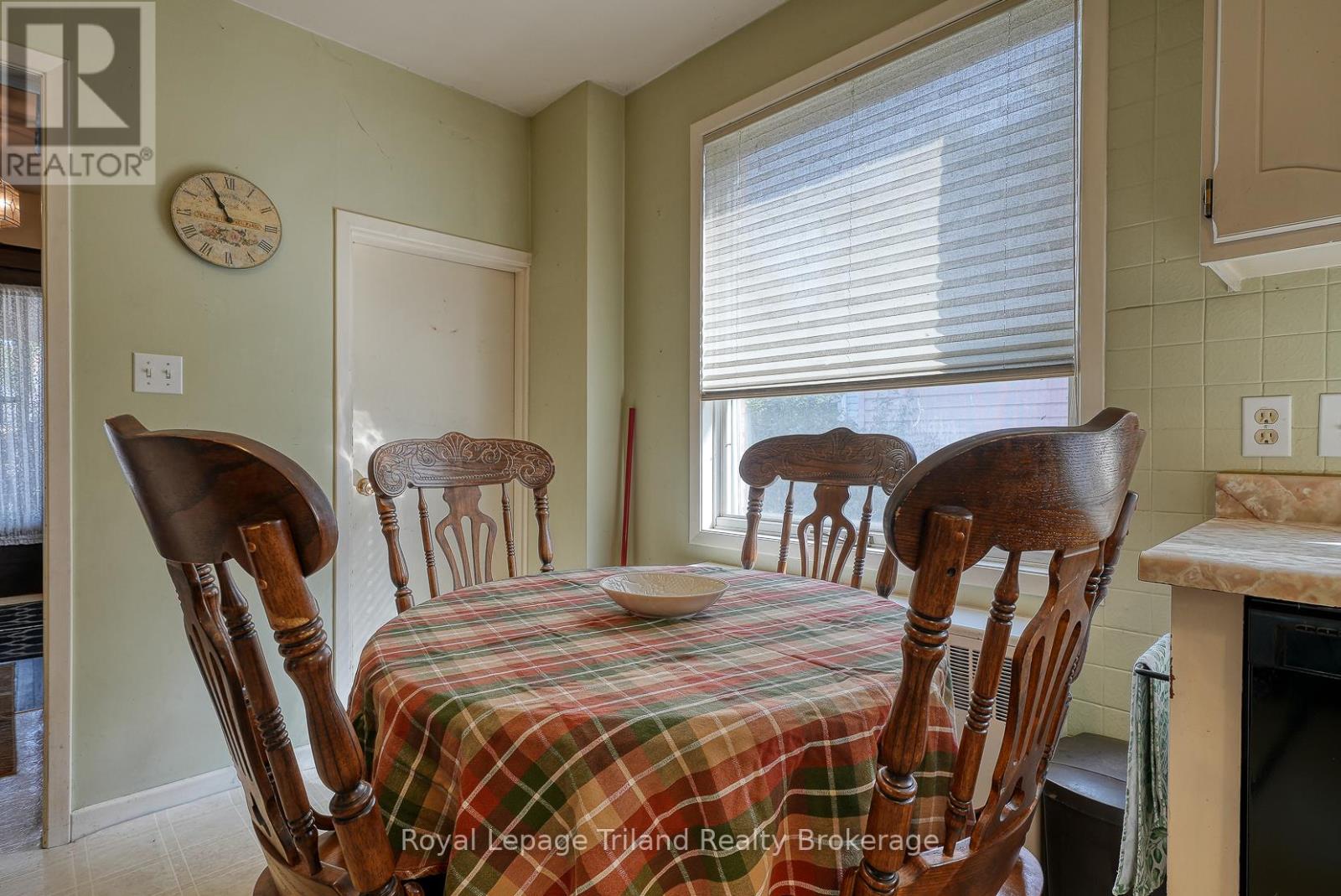 500 Edward Street, Woodstock, Ontario  N4S 4W1 - Photo 11 - X12452874