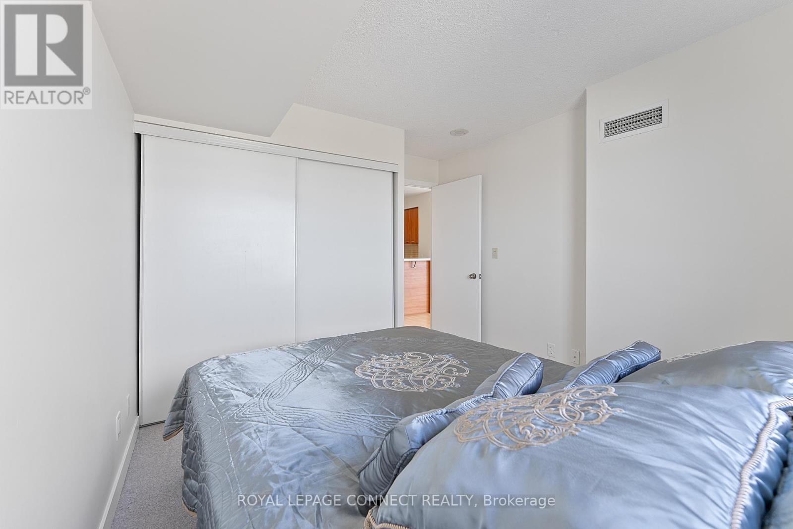 1712 - 36 Lee Centre Drive, Toronto, Ontario  M1H 3K2 - Photo 18 - E12452779