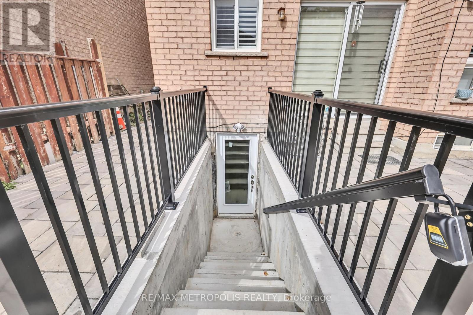 Bsmt - 68 Armitage Crescent, Ajax, Ontario  L1T 4K9 - Photo 6 - E12452783