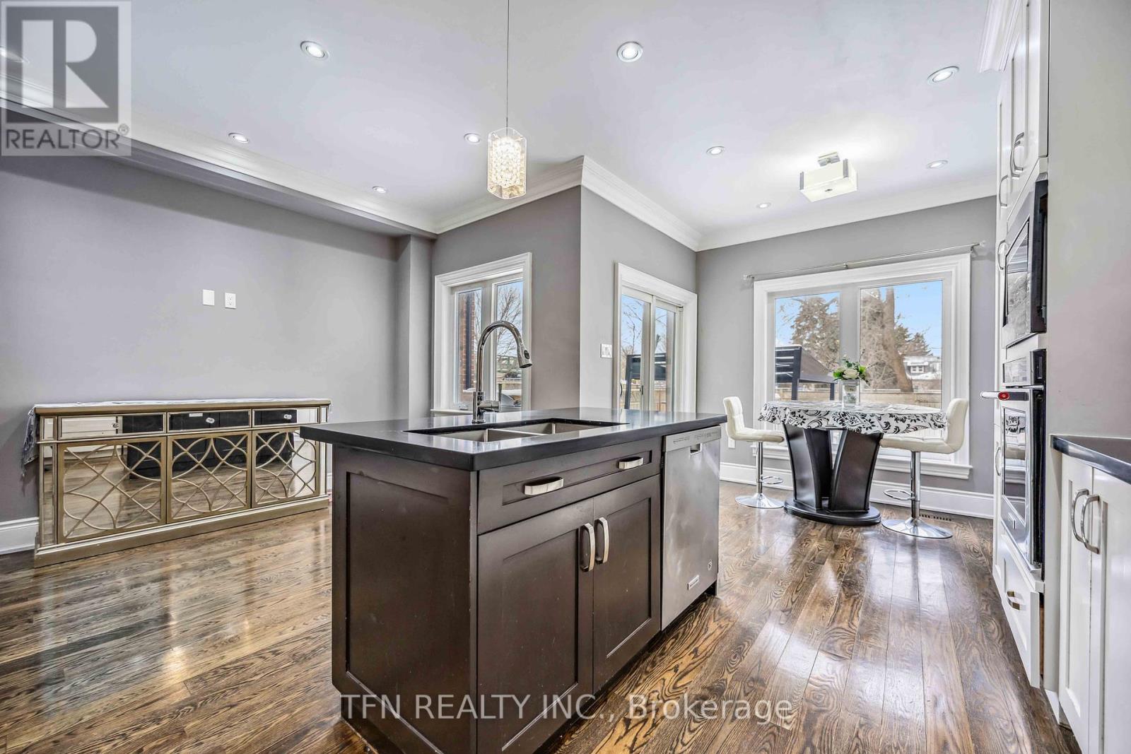 282b Aylesworth Avenue, Toronto, Ontario  M1N 2K2 - Photo 11 - E12452792
