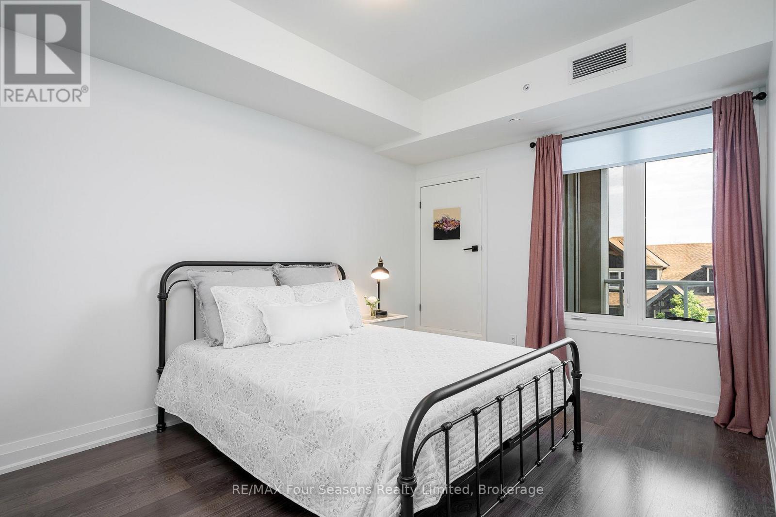 208 - 17 Spooner Crescent, Collingwood, Ontario  L9Y 1T3 - Photo 10 - S12452822