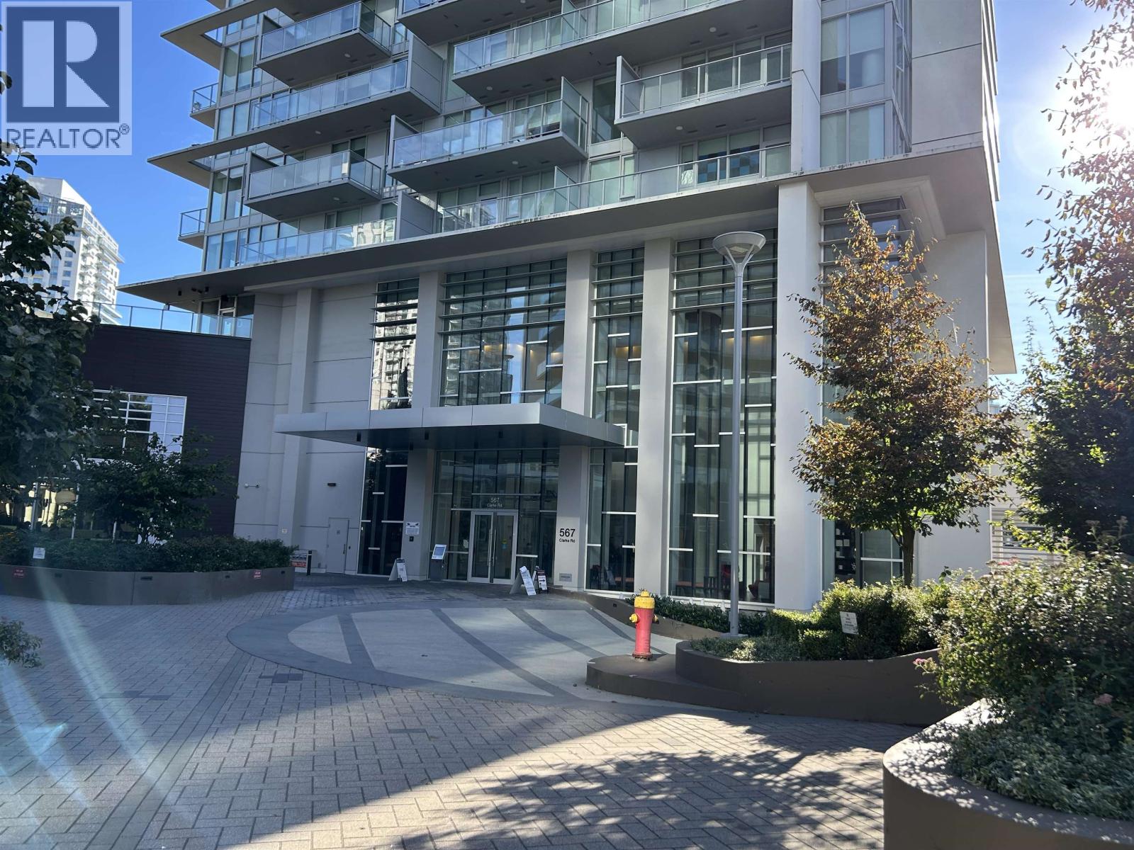 4303 567 Clarke Road, Coquitlam, British Columbia  V3J 0K7 - Photo 2 - R3056678