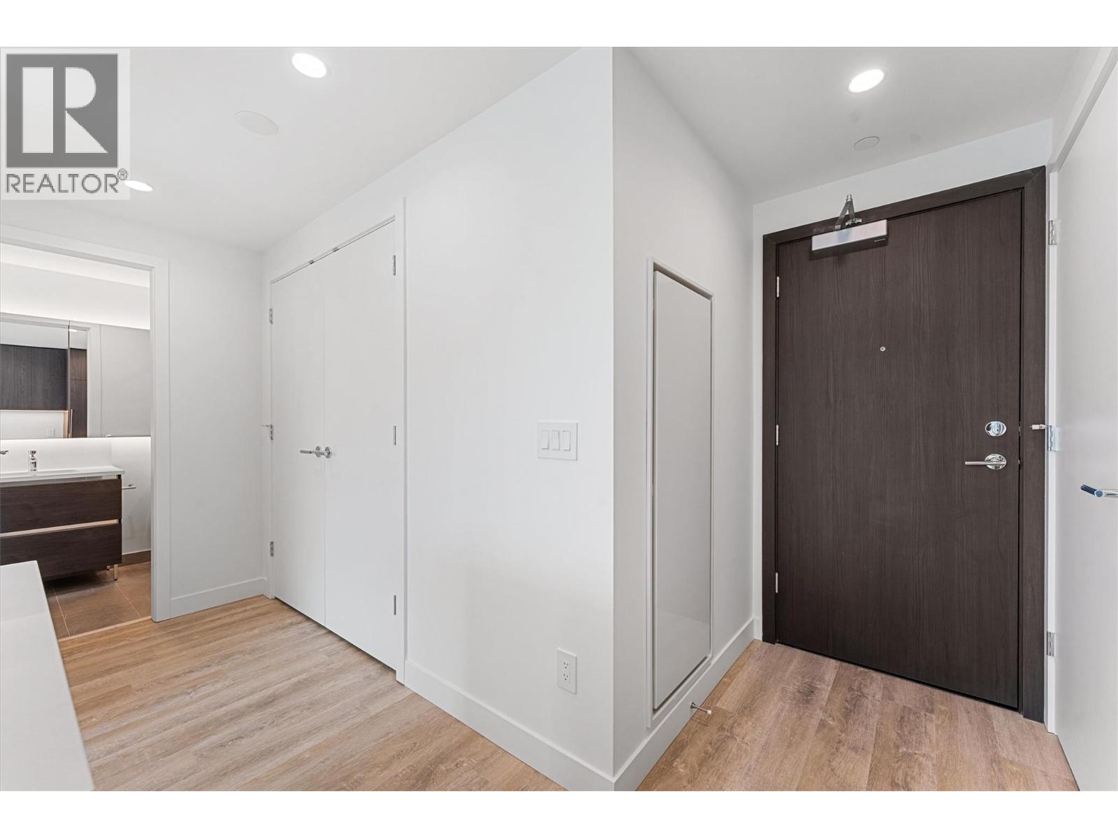 1626 Water Street Unit# 2205, Kelowna, British Columbia  V1Y 0N7 - Photo 2 - 10365217