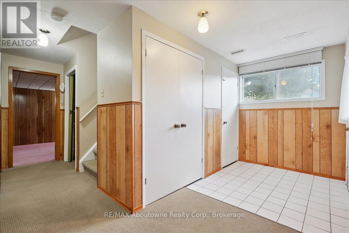 14 Norman Avenue, Halton Hills, Ontario  L7J 2R4 - Photo 31 - W12451487