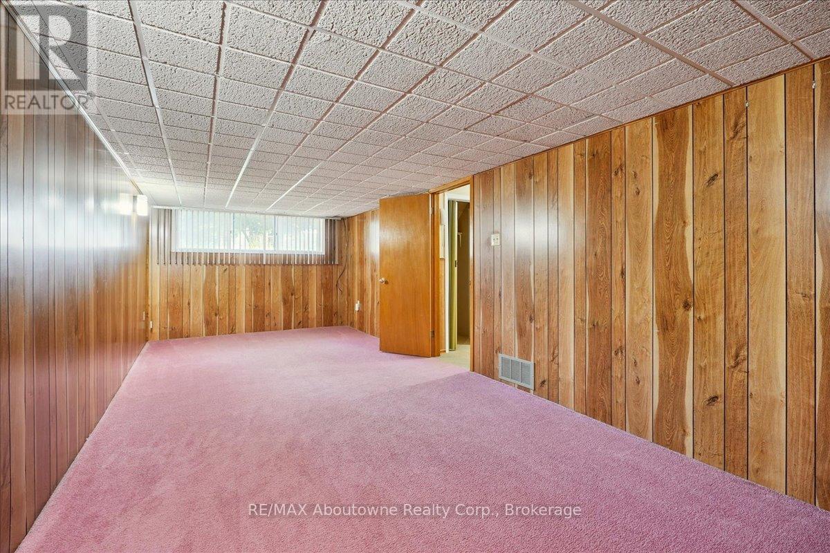 14 Norman Avenue, Halton Hills, Ontario  L7J 2R4 - Photo 34 - W12451487