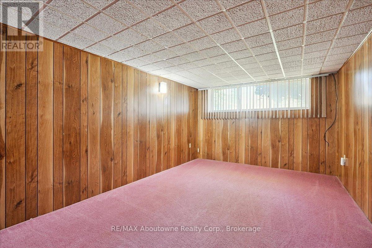 14 Norman Avenue, Halton Hills, Ontario  L7J 2R4 - Photo 35 - W12451487
