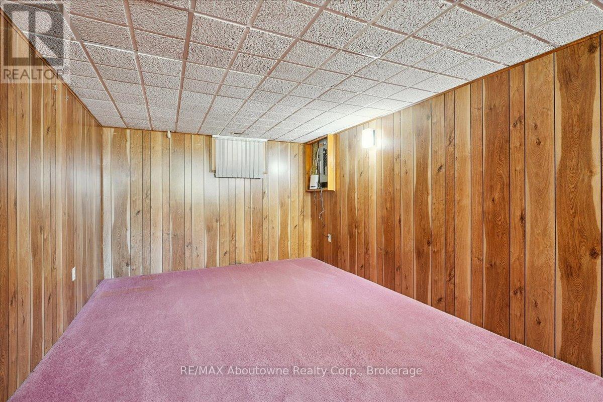 14 Norman Avenue, Halton Hills, Ontario  L7J 2R4 - Photo 37 - W12451487