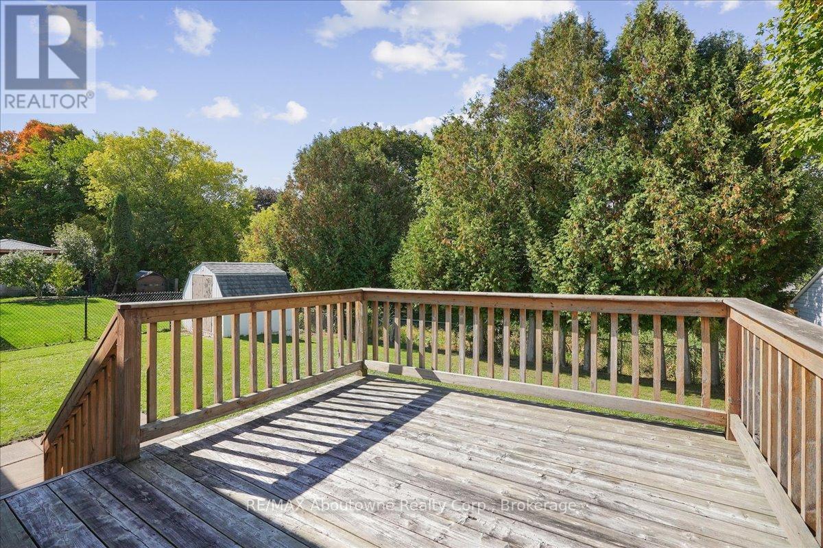 14 Norman Avenue, Halton Hills, Ontario  L7J 2R4 - Photo 42 - W12451487