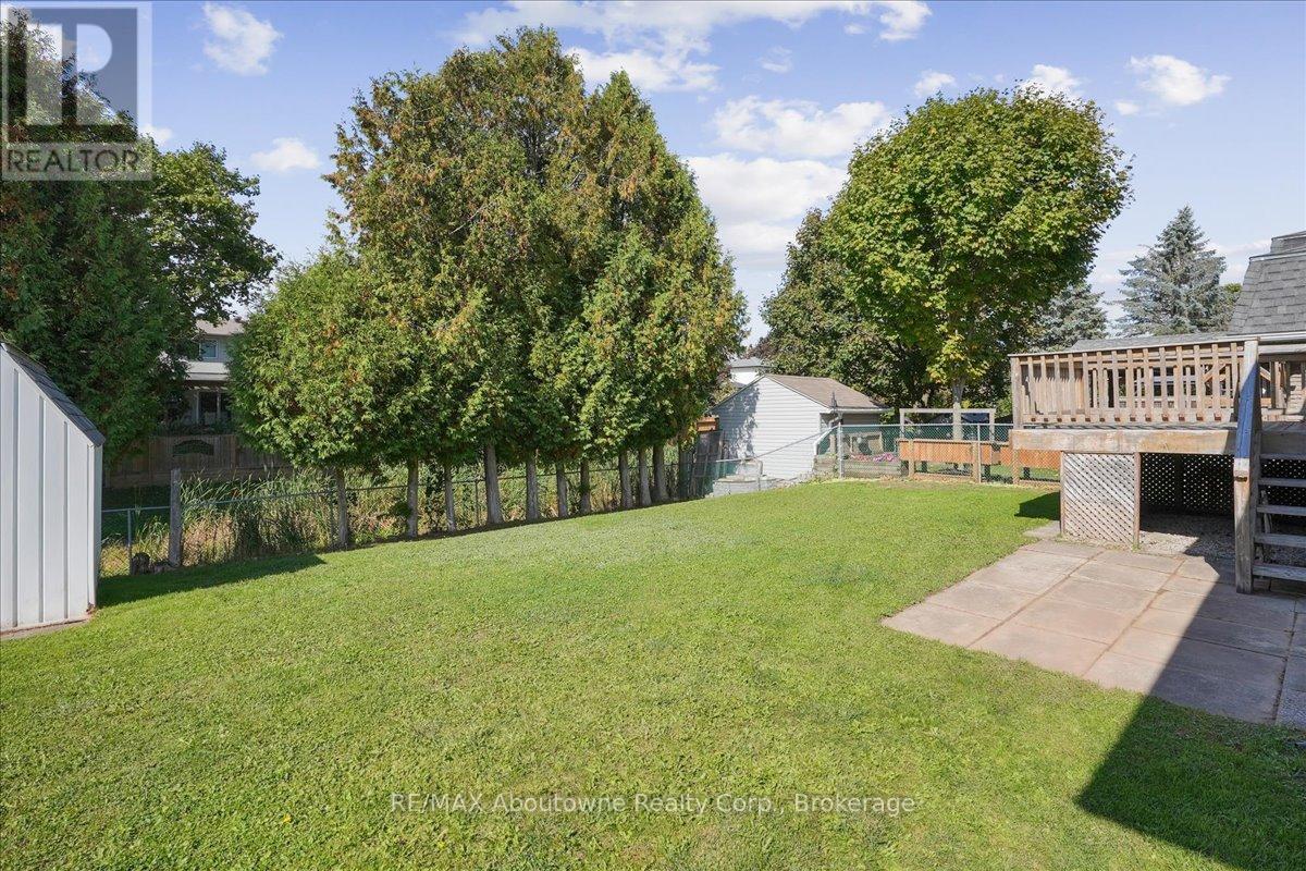 14 Norman Avenue, Halton Hills, Ontario  L7J 2R4 - Photo 45 - W12451487