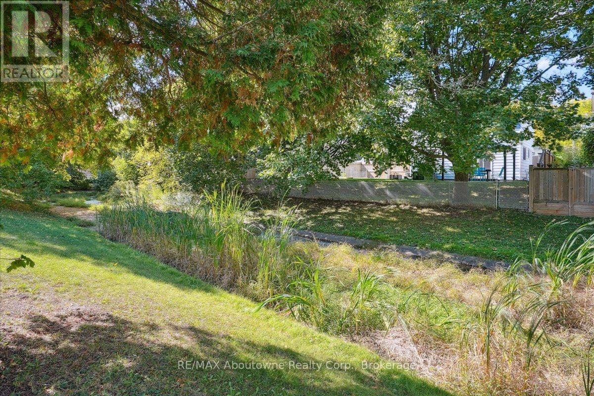 14 Norman Avenue, Halton Hills, Ontario  L7J 2R4 - Photo 48 - W12451487