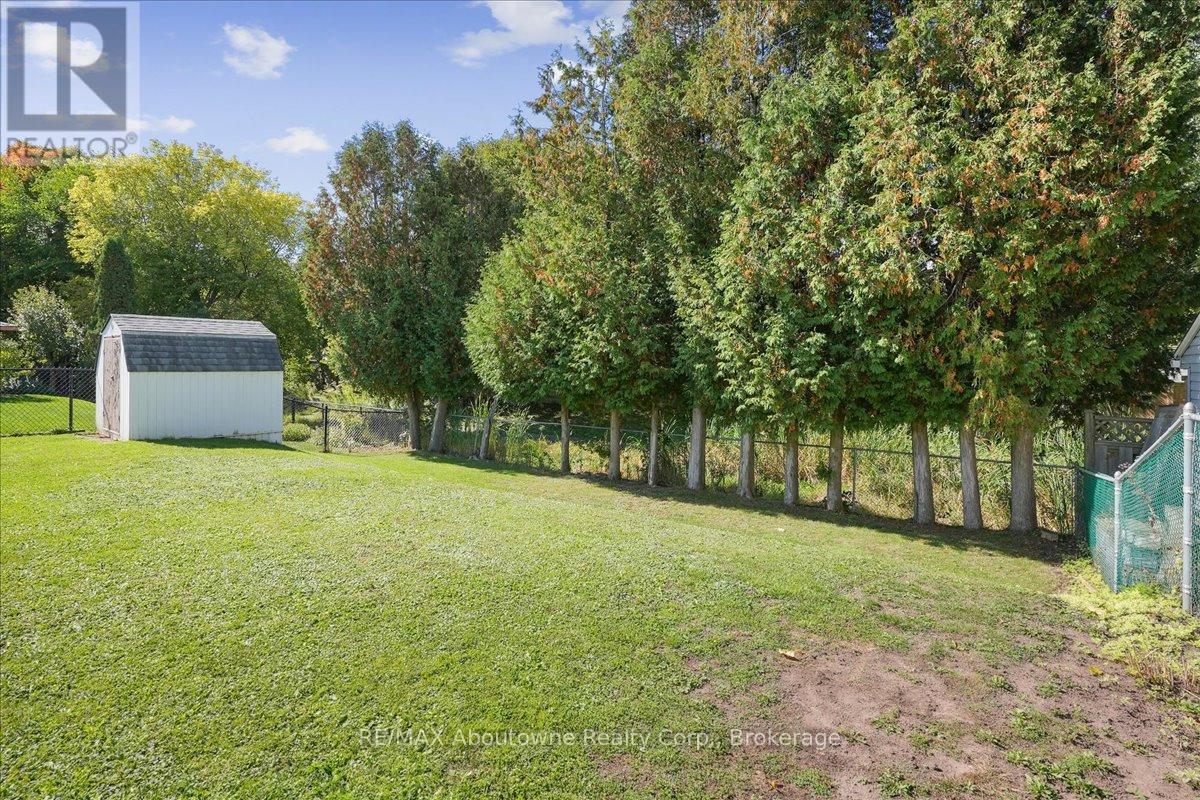 14 Norman Avenue, Halton Hills, Ontario  L7J 2R4 - Photo 47 - W12451487