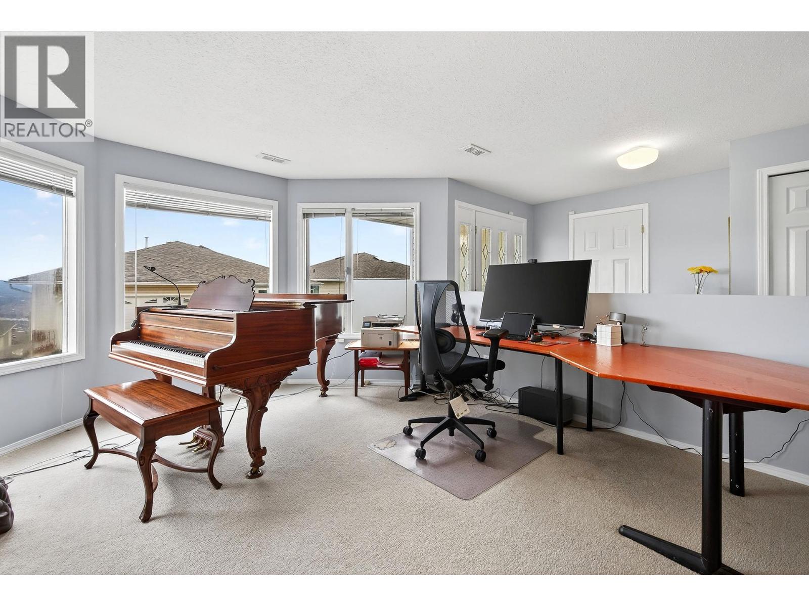 2030 Van Horne Drive Unit# 33, Kamloops, British Columbia  V1S 1P6 - Photo 32 - 10365256